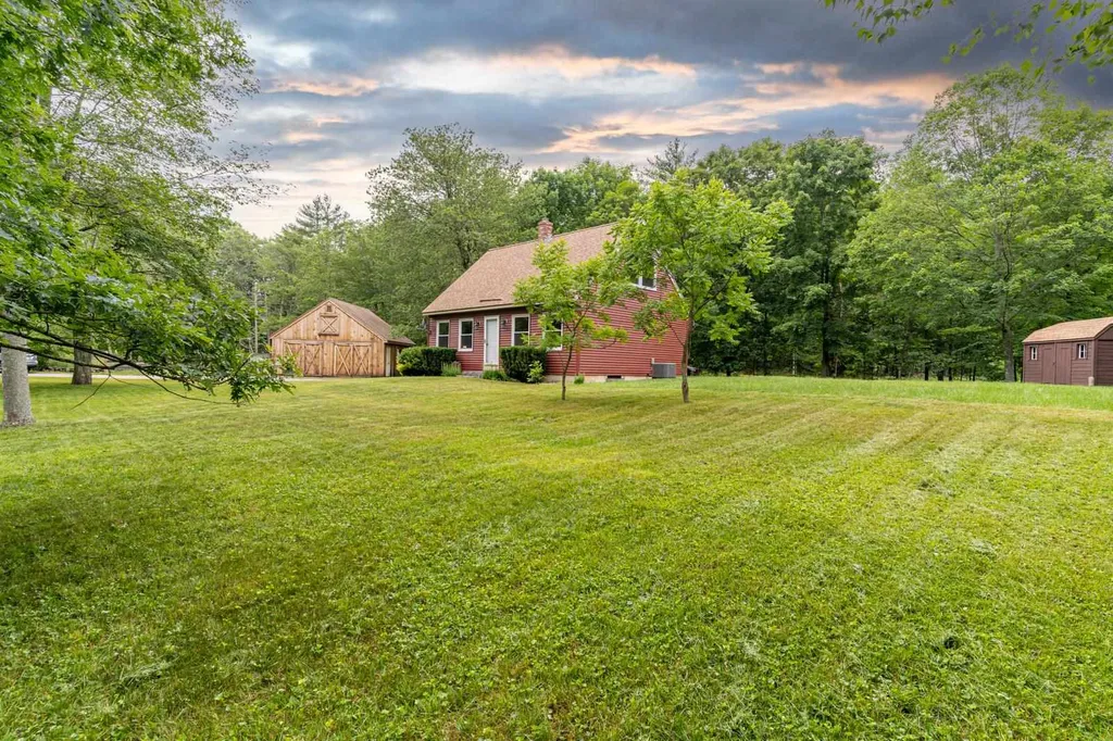 410 Greenhill Road Barrington NH 03825