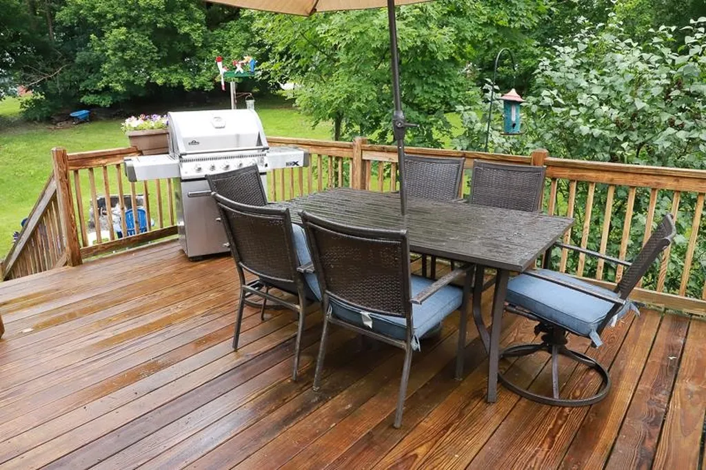 146 Devino Lane Bristol VT 05443