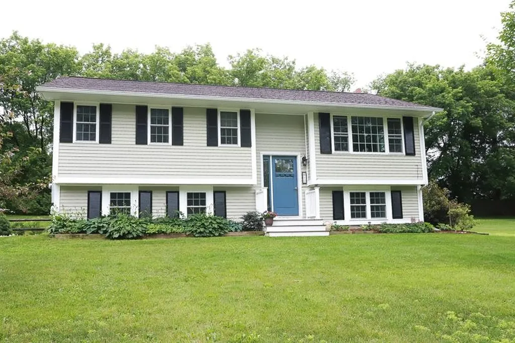 146 Devino Lane Bristol VT 05443
