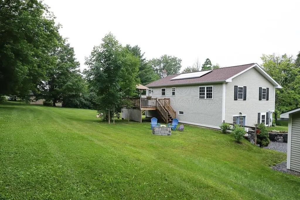 146 Devino Lane Bristol VT 05443
