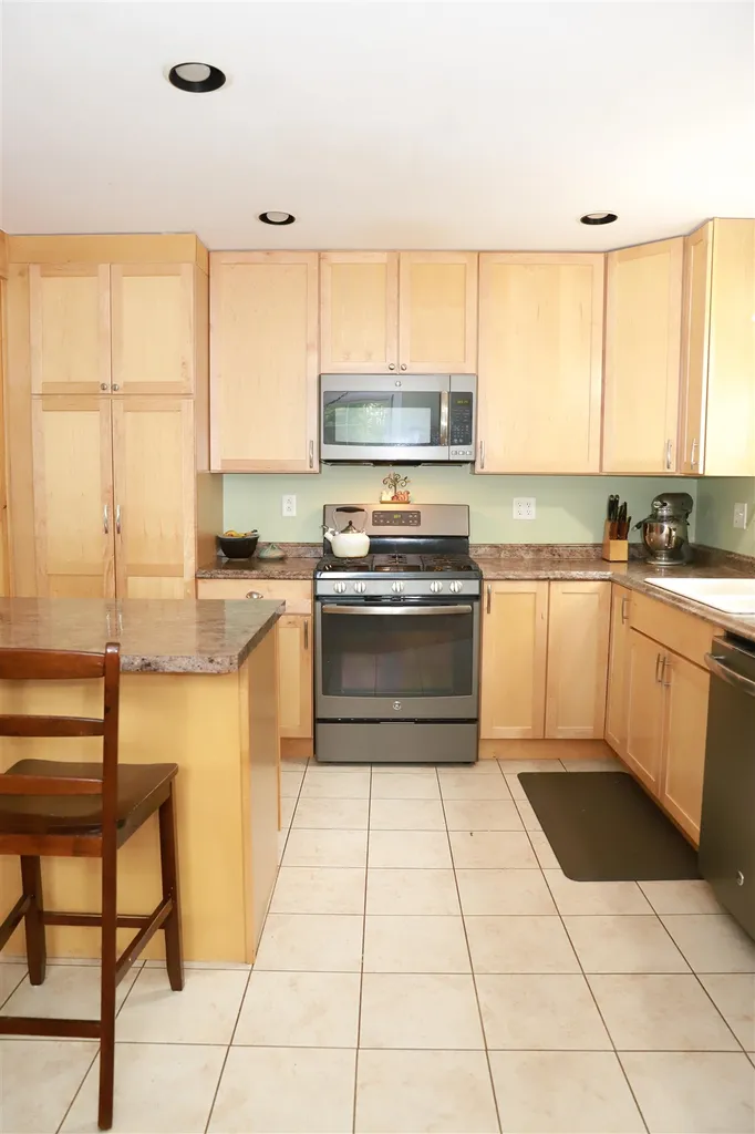 146 Devino Lane Bristol VT 05443