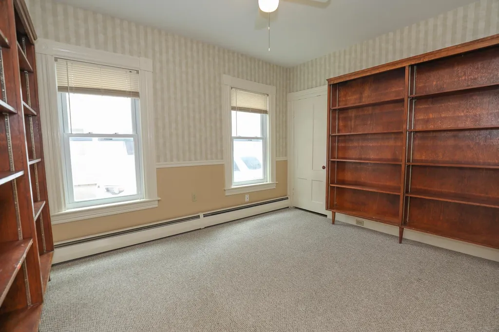424 Amherst Street Manchester NH 03104