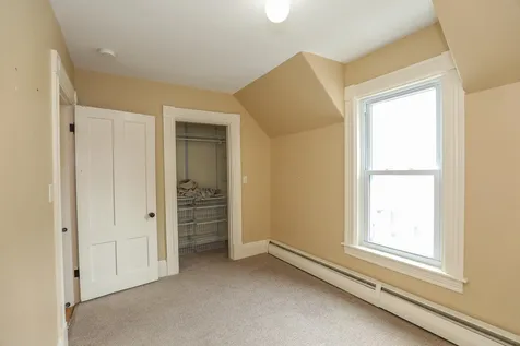 424 Amherst Street Manchester NH 03104