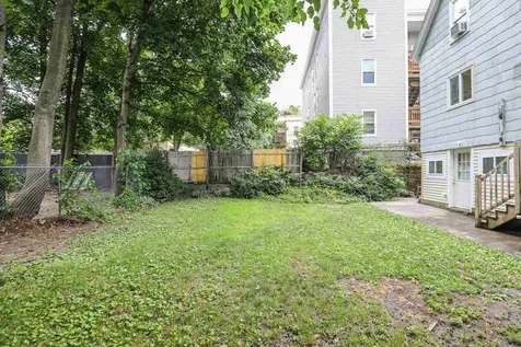 424 Amherst Street Manchester NH 03104