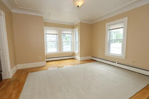 424 Amherst Street Manchester NH 03104