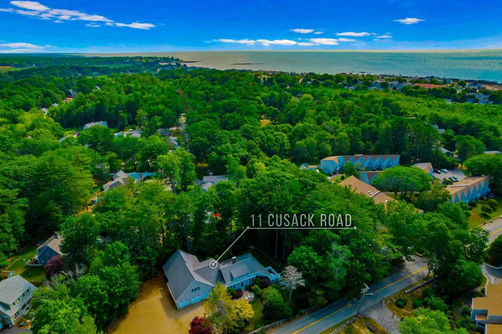 11 Cusack Road Hampton NH 03842