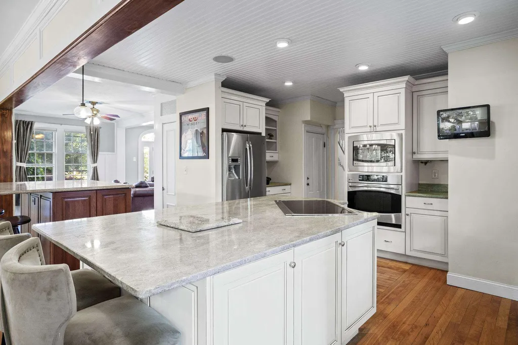 11 Cusack Road Hampton NH 03842