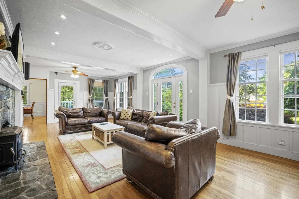 11 Cusack Road Hampton NH 03842