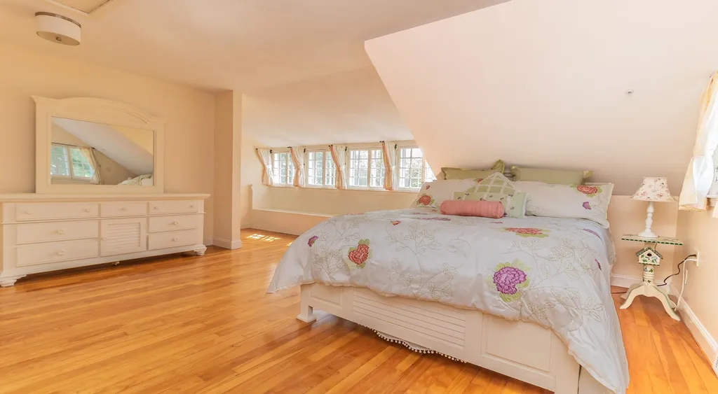 11 Cusack Road Hampton NH 03842