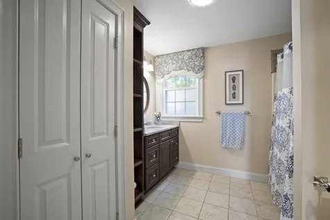 11 Cusack Road Hampton NH 03842