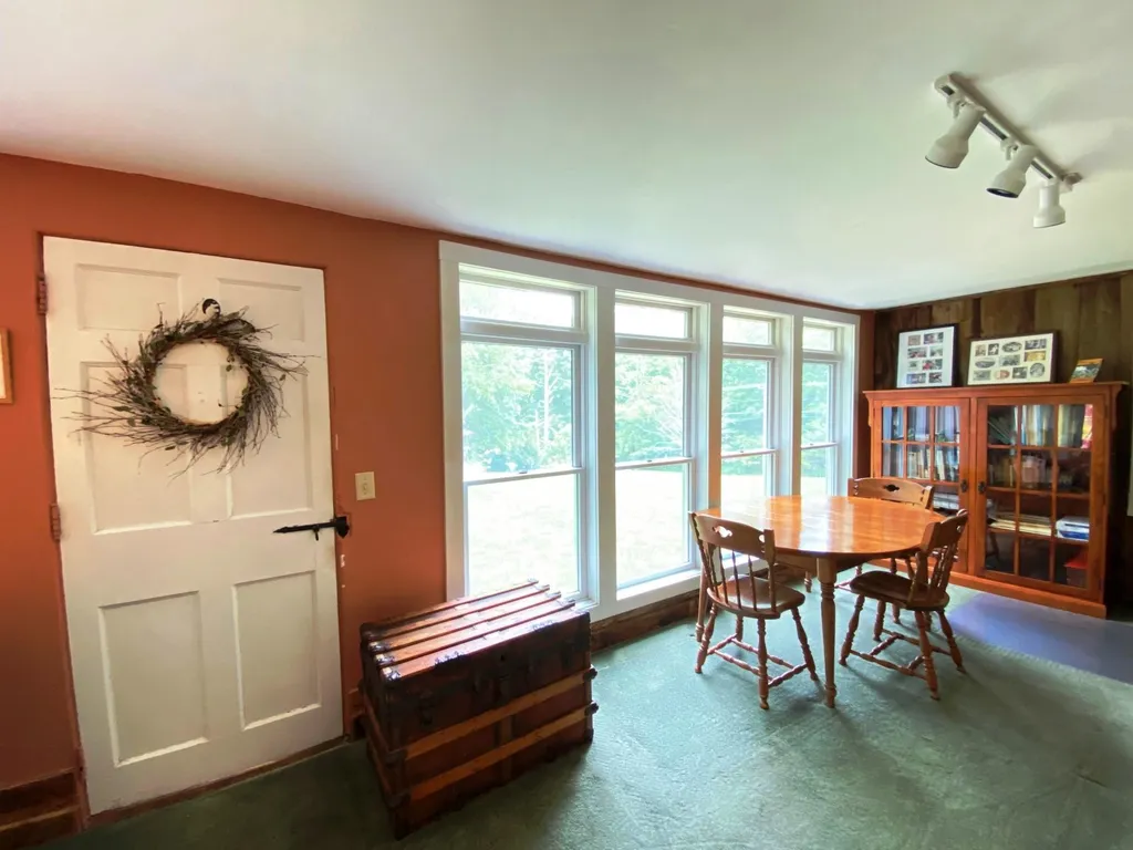 194 Drinkwater Road Kensington NH 03833