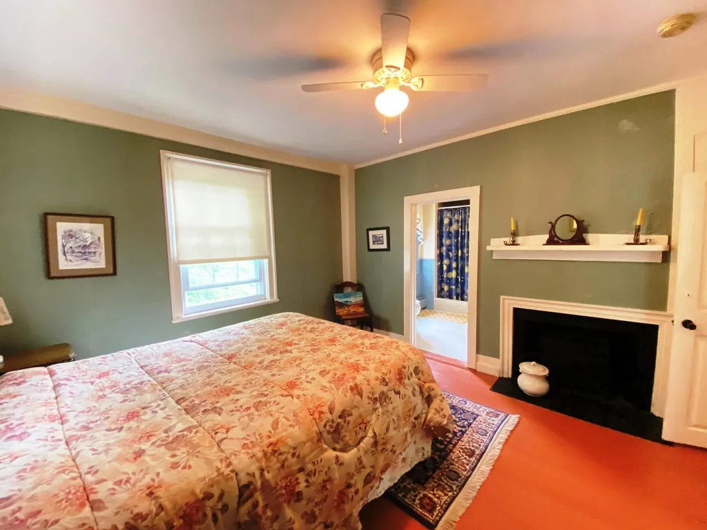 194 Drinkwater Road Kensington NH 03833