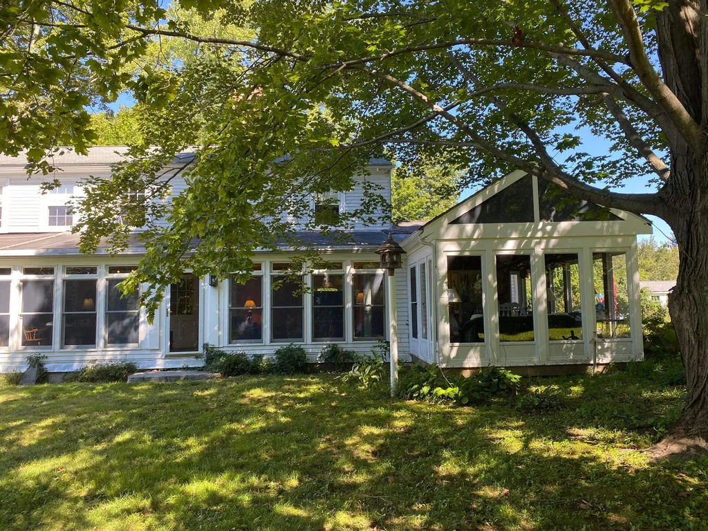 194 Drinkwater Road Kensington NH 03833