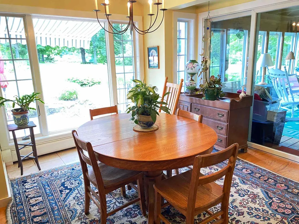 194 Drinkwater Road Kensington NH 03833