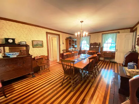 194 Drinkwater Road Kensington NH 03833