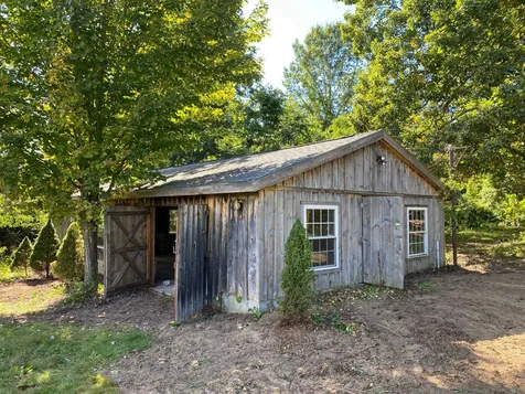194 Drinkwater Road Kensington NH 03833