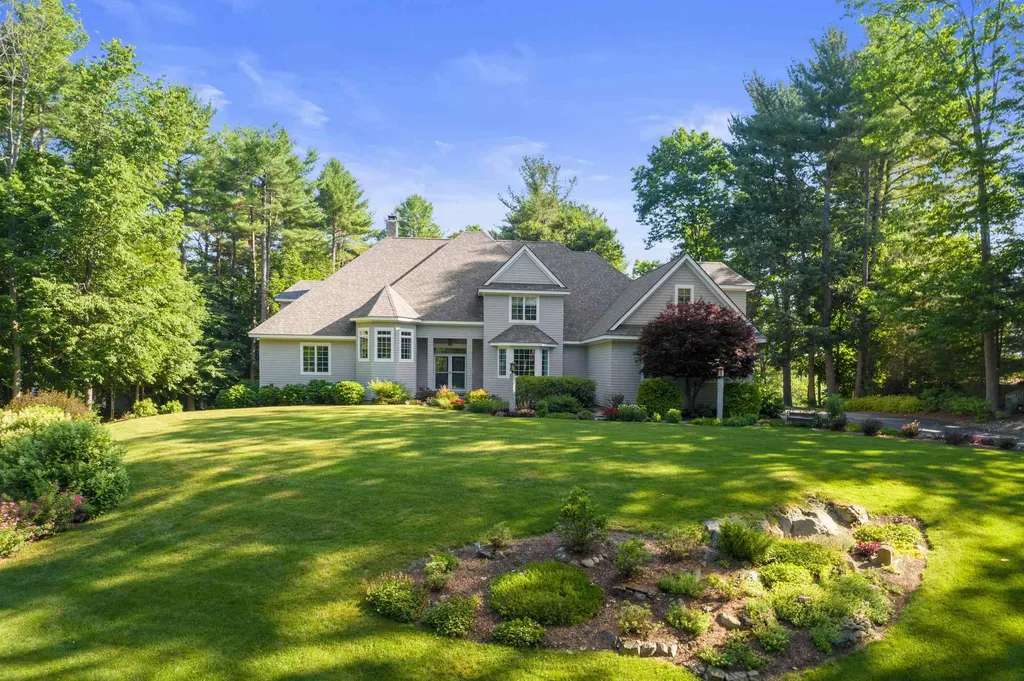 7 Tudor Drive Kittery ME 03904