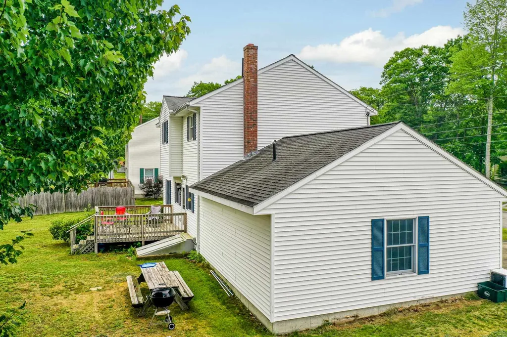 192 Warren Street Laconia NH 03246