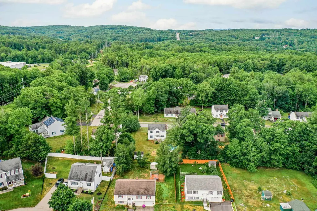 192 Warren Street Laconia NH 03246