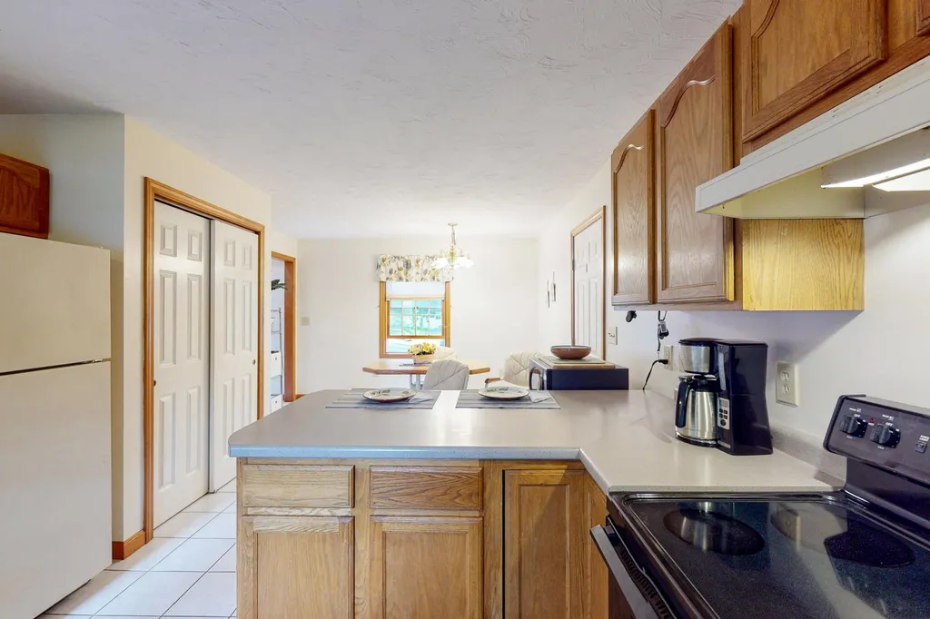 192 Warren Street Laconia NH 03246