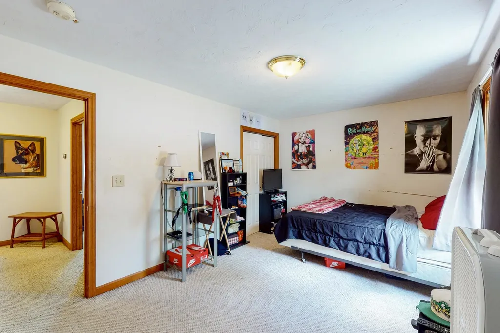 192 Warren Street Laconia NH 03246