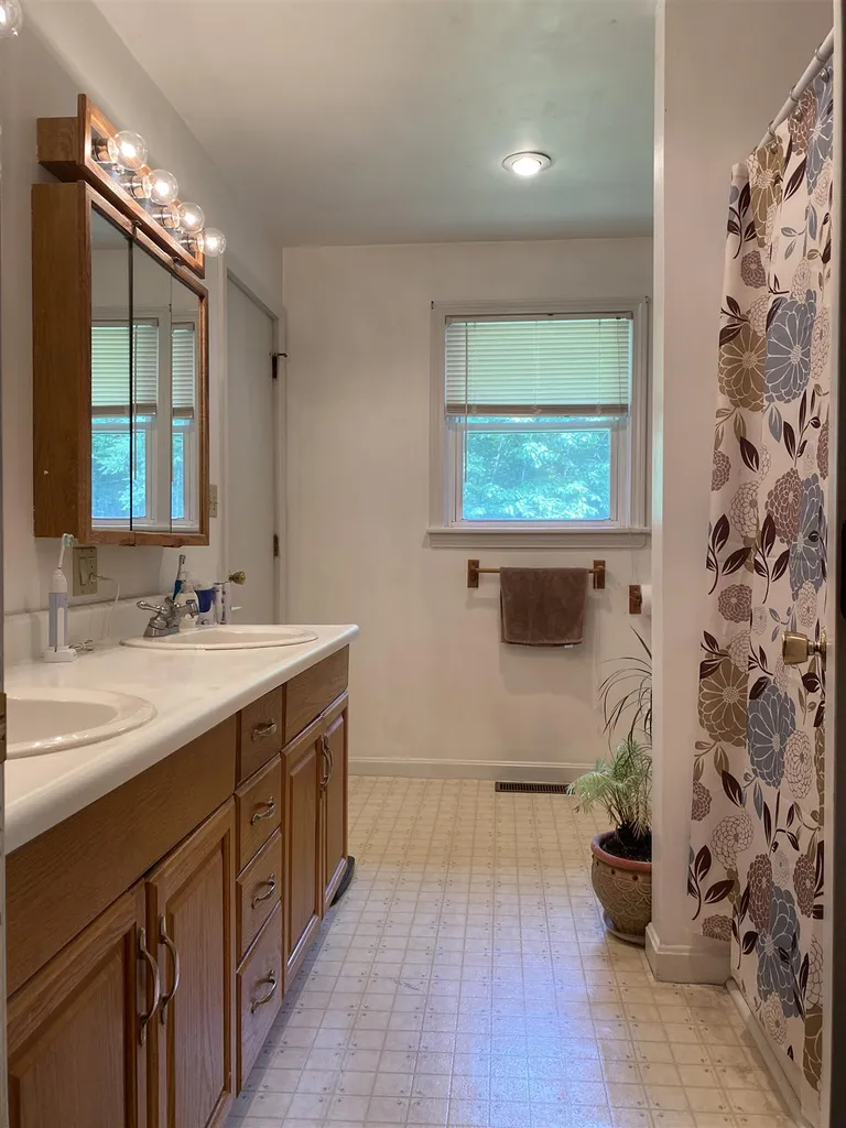 52 Coral Avenue Charlestown NH 03603