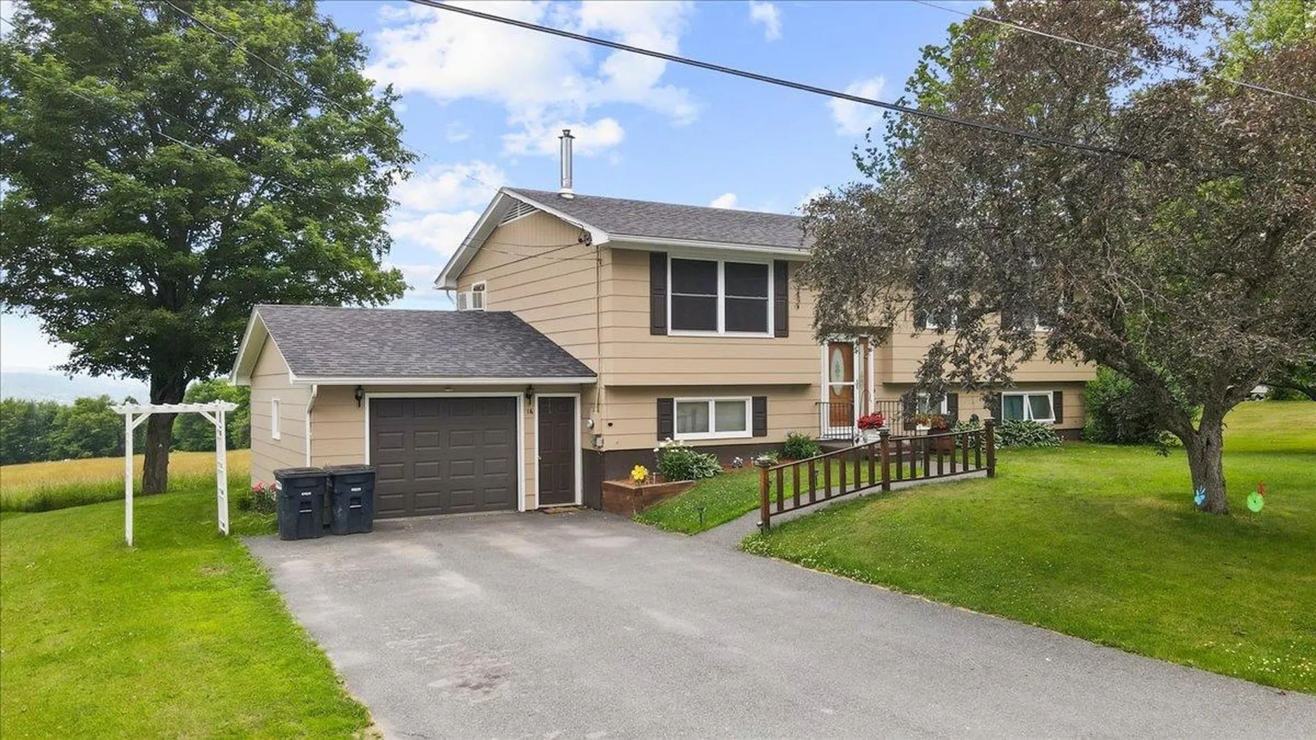 16 Hillcrest Lane Barre Town VT 05641