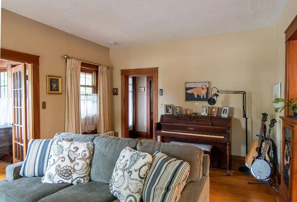 179 Sagamore Street Manchester NH 03104