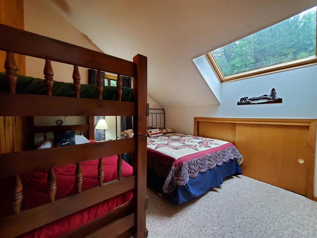 110 Loonbrook Road Lincoln NH 03251
