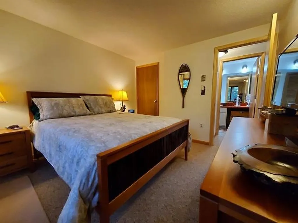 110 Loonbrook Road Lincoln NH 03251