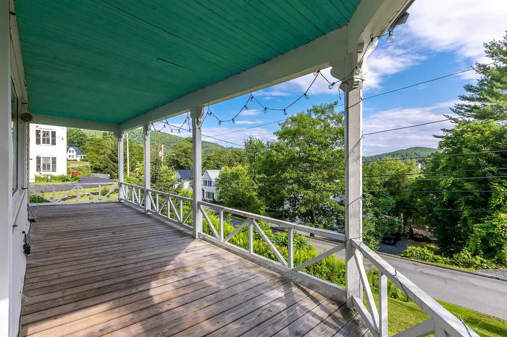 25 Slayton Terrace Woodstock VT 05091