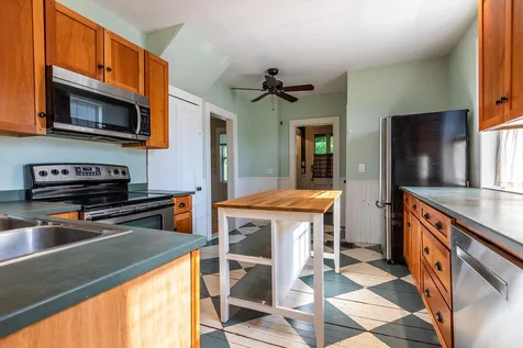 25 Slayton Terrace Woodstock VT 05091