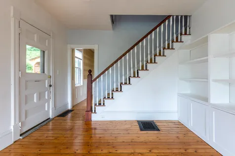 25 Slayton Terrace Woodstock VT 05091