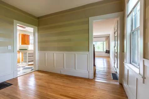 25 Slayton Terrace Woodstock VT 05091