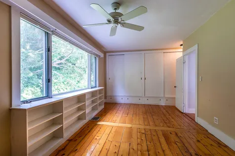 25 Slayton Terrace Woodstock VT 05091