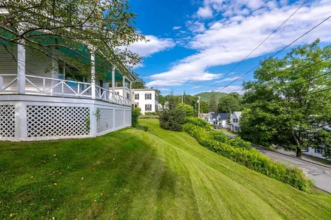 25 Slayton Terrace Woodstock VT 05091
