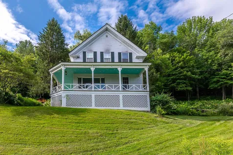 25 Slayton Terrace Woodstock VT 05091
