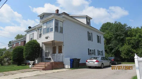 54 Blucher Street Manchester NH 03102