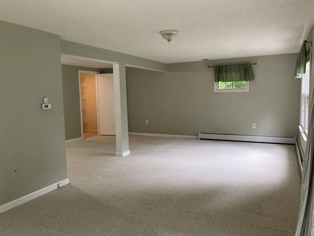 33 Floyd Avenue Lebanon NH 03766