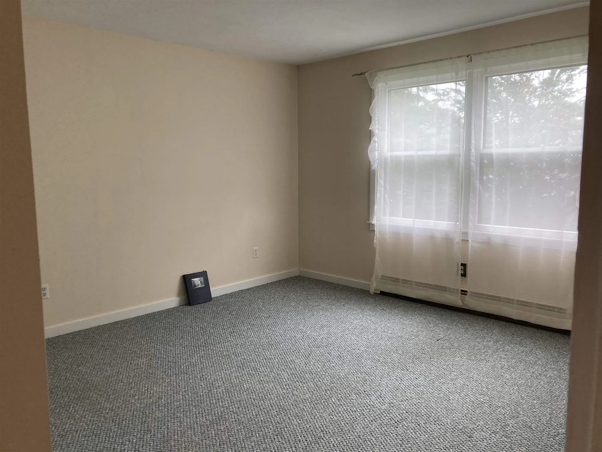 33 Floyd Avenue Lebanon NH 03766