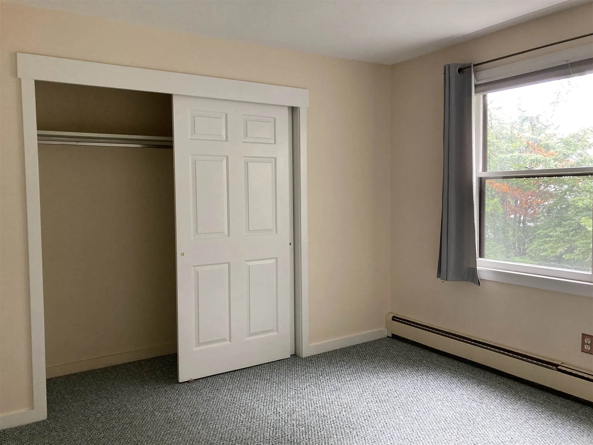 33 Floyd Avenue Lebanon NH 03766