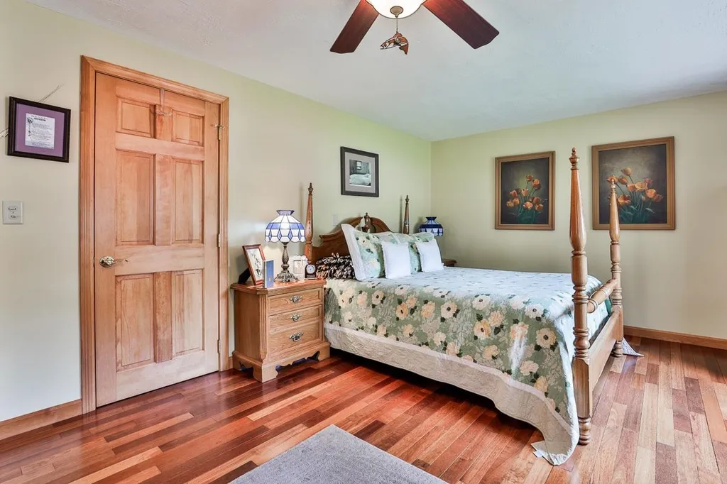 6 Bulova Drive Nashua NH 03060