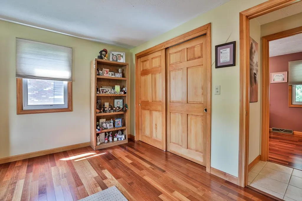 6 Bulova Drive Nashua NH 03060