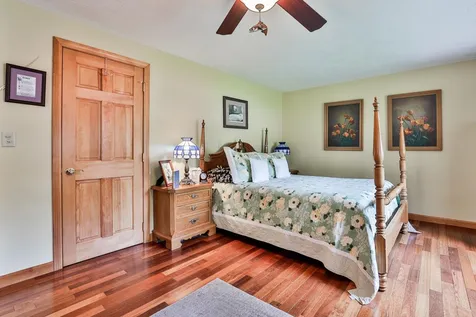 6 Bulova Drive Nashua NH 03060