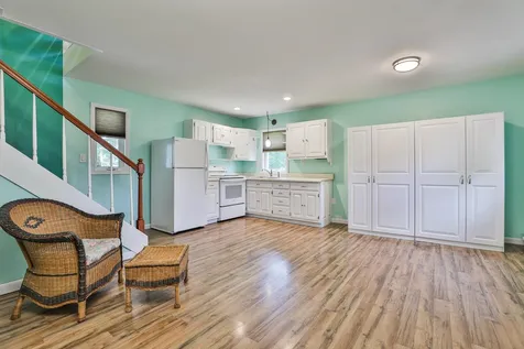 6 Bulova Drive Nashua NH 03060