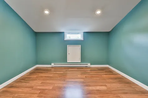 6 Bulova Drive Nashua NH 03060