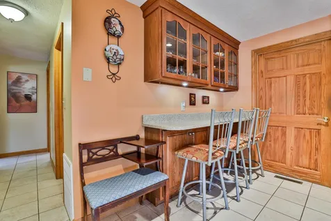 6 Bulova Drive Nashua NH 03060