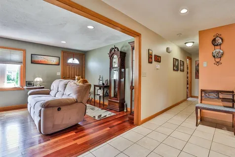 6 Bulova Drive Nashua NH 03060