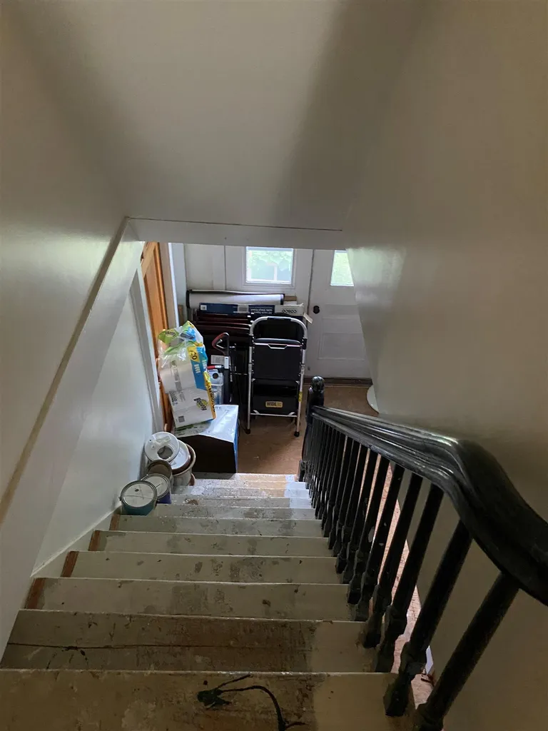 5 Kingston Road Danville NH 03819