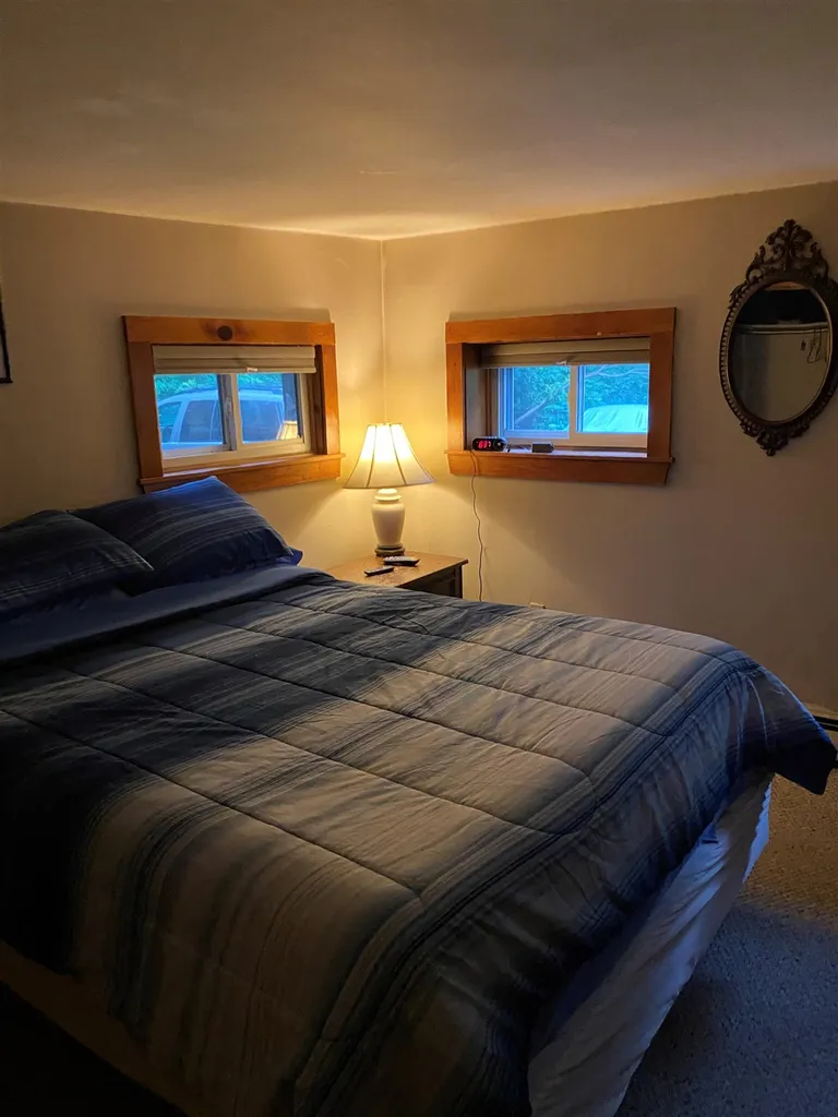 5 Kingston Road Danville NH 03819